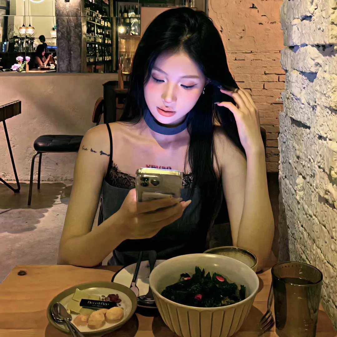 头部网红片场意外受伤，同行集体沉默，三天三夜持续发酵